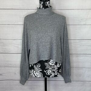 Hollister Gray Cropped Turtleneck Sweater Size S